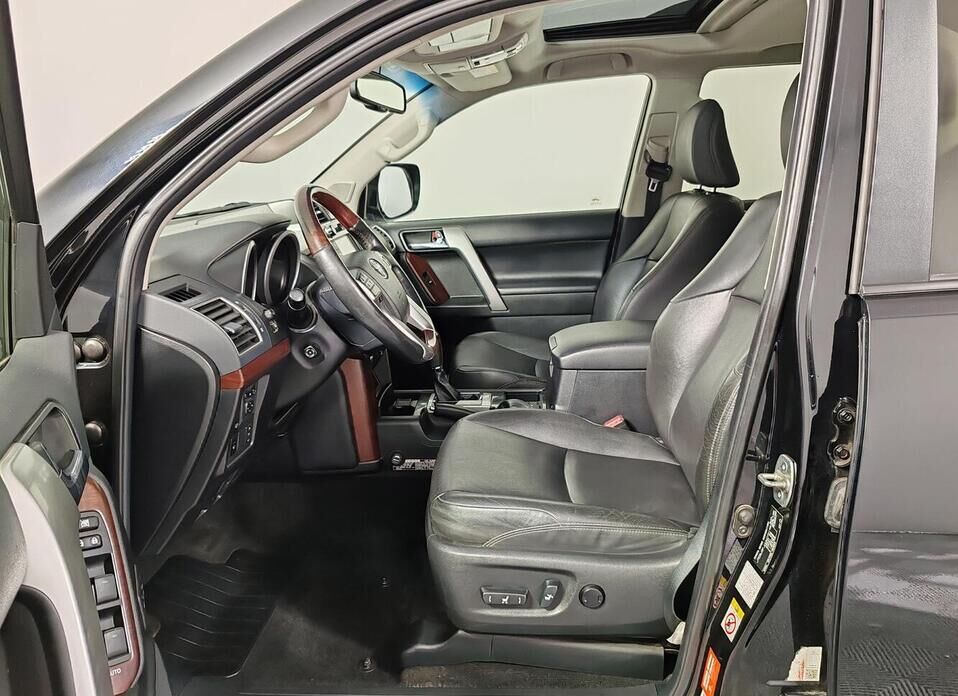 Toyota Land Cruiser Prado, 150 Series Рестайлинг 1 4.0 AT (282 л.с.) 4WD