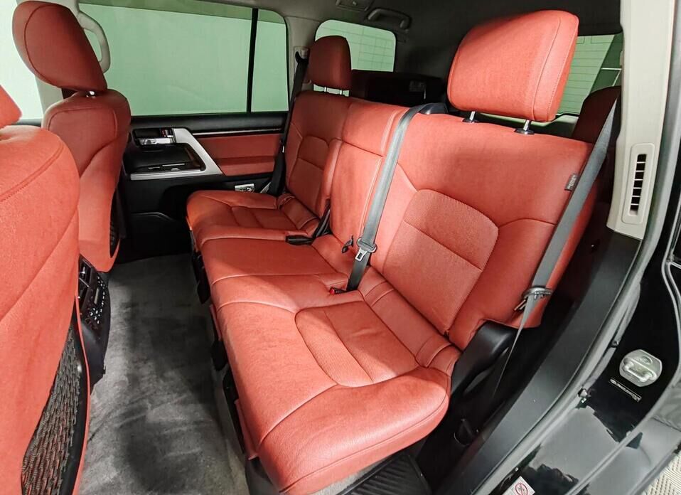 Toyota Land Cruiser, 200 Series Рестайлинг 1 4.5d AT (235 л.с.) 4WD