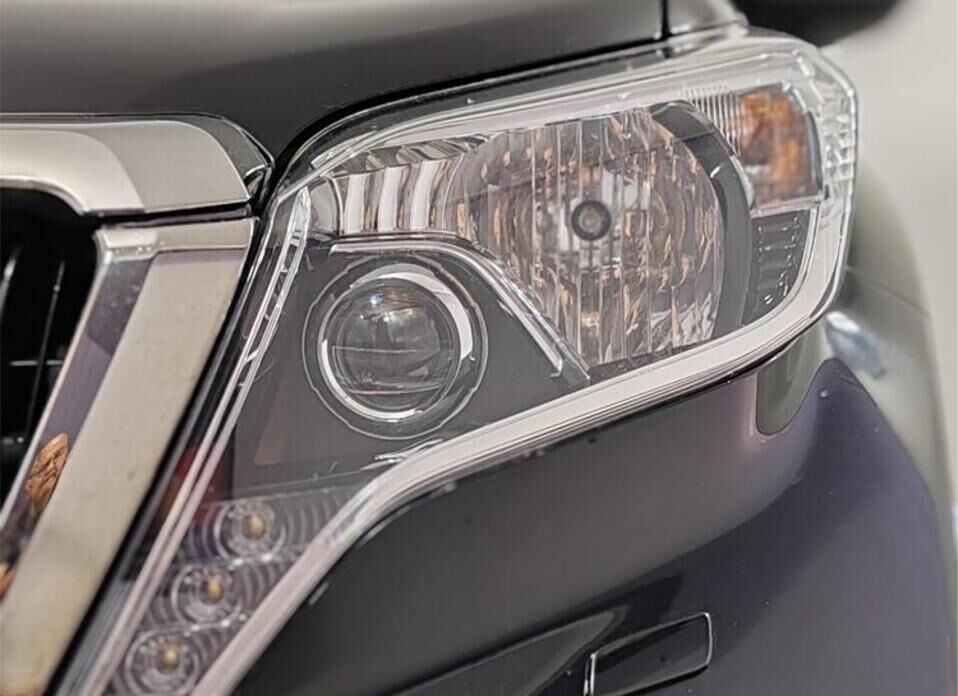 Toyota Land Cruiser Prado, 150 Series Рестайлинг 1 4.0 AT (282 л.с.) 4WD