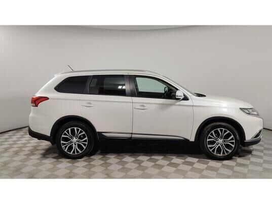 Mitsubishi Outlander, 2016 г., 148 739 км