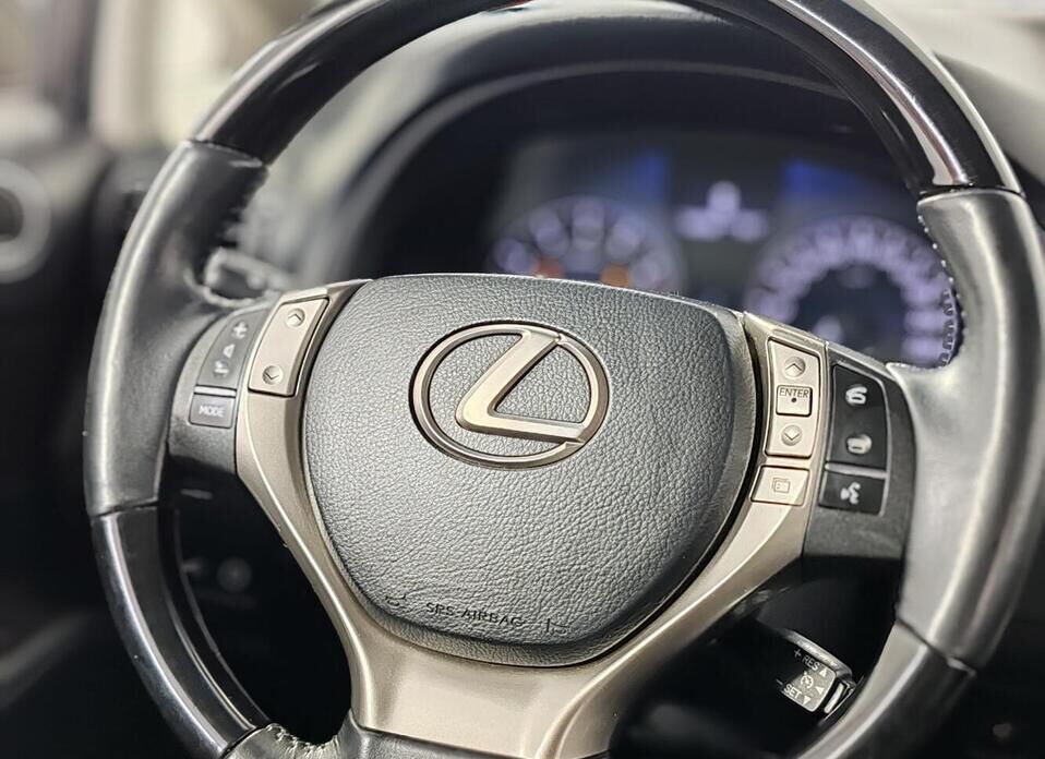 Lexus RX, III Рестайлинг 270 2.7 AT (188 л.с.)