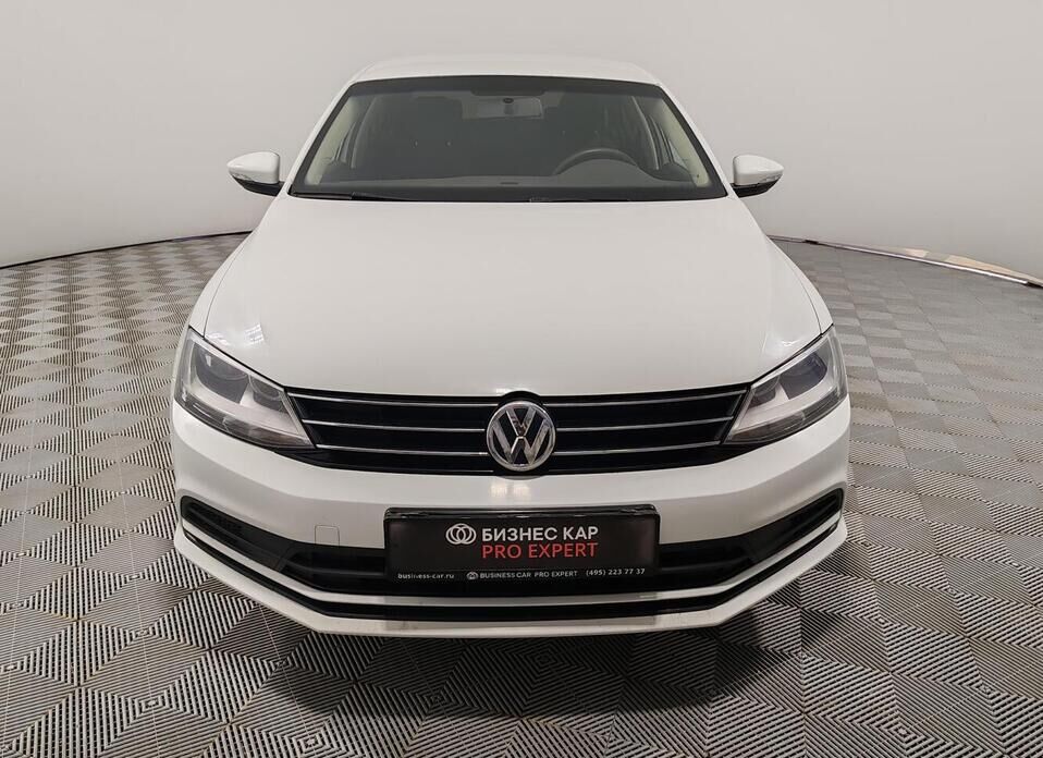 Volkswagen Jetta, VI Рестайлинг 1.6 AT (105 л.с.)