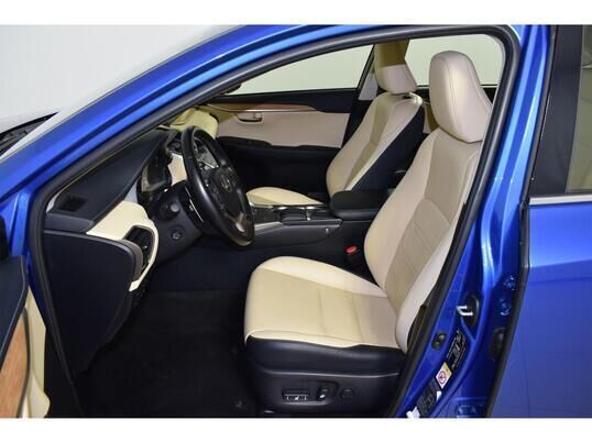 Lexus NX, 2018 г., 88 501 км