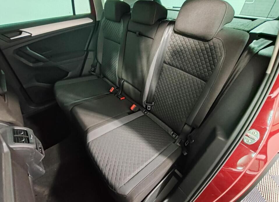 Volkswagen Tiguan, II 1.4 AMT (150 л.с.)