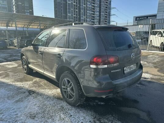 Volkswagen Touareg, 2007 г., 258 824 км