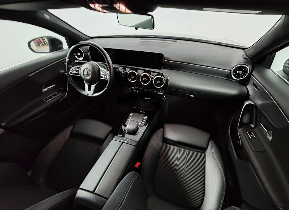 Mercedes-Benz A-Класс, IV (W177) 200 1.3 AMT (150 л.с.)