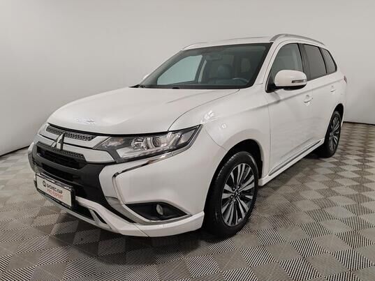 Mitsubishi Outlander, 2022&nbsp;г., 35&nbsp;133&nbsp;км