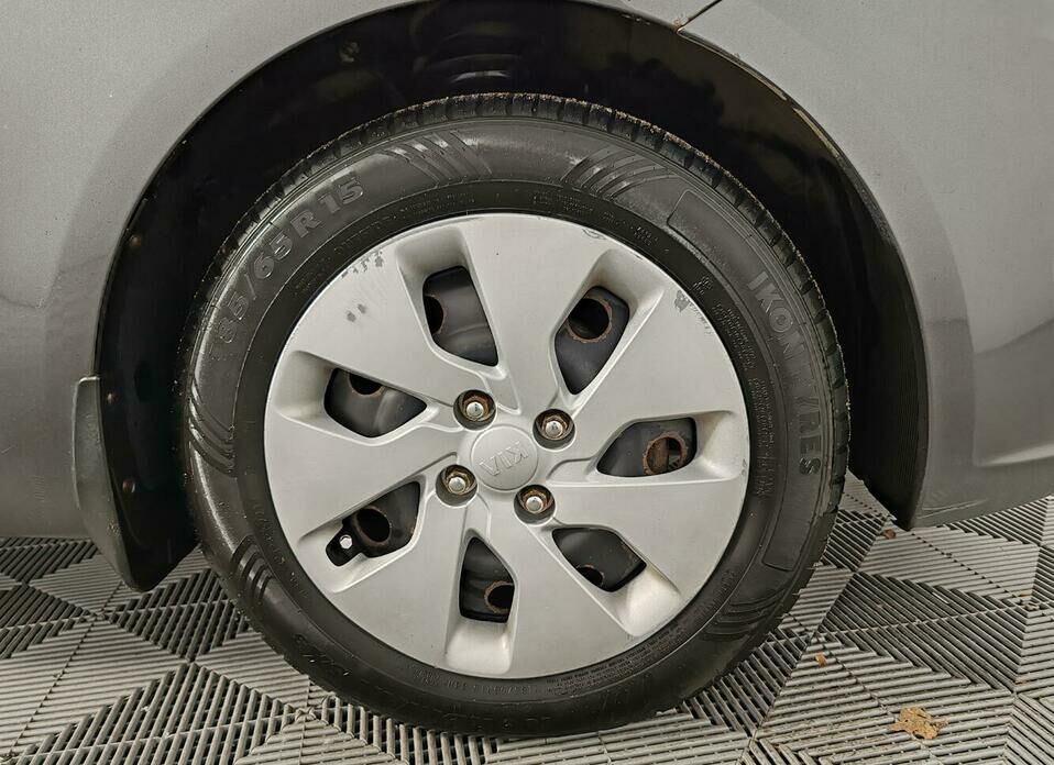 Kia Rio 5-speed 1.6 MT (123 л.с.)