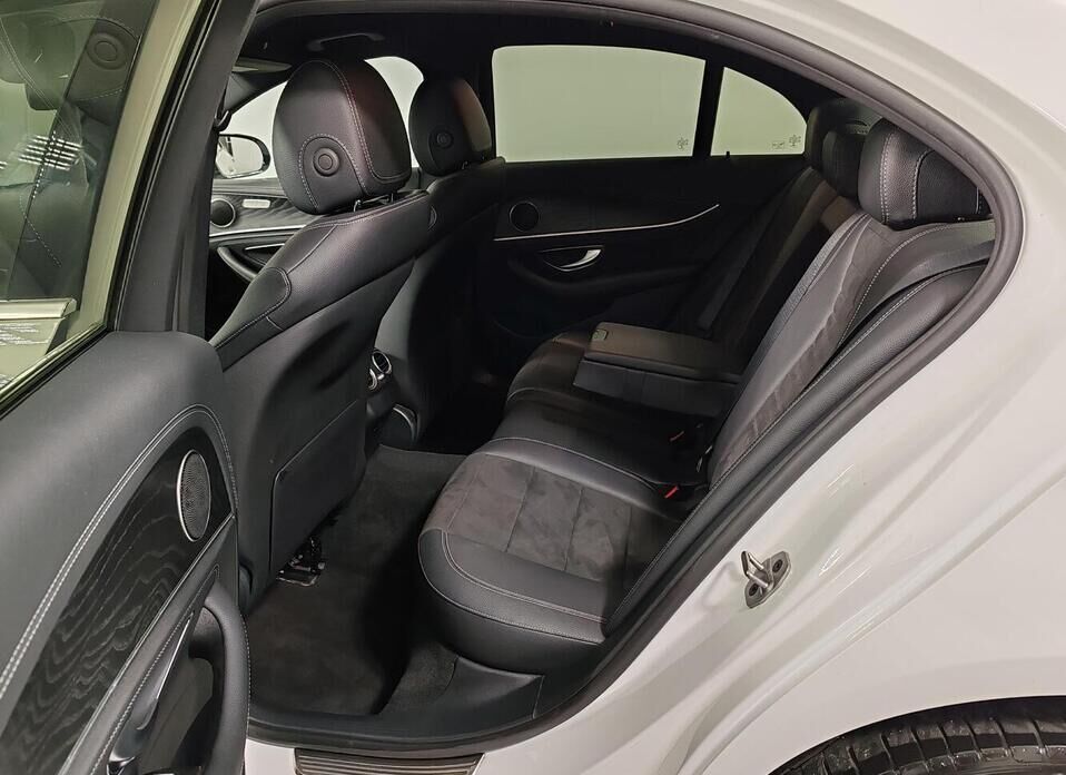 Mercedes-Benz E-Класс, V (W213, S213, C238) Рестайлинг 200 2.0 AT (197 л.с.) 4WD