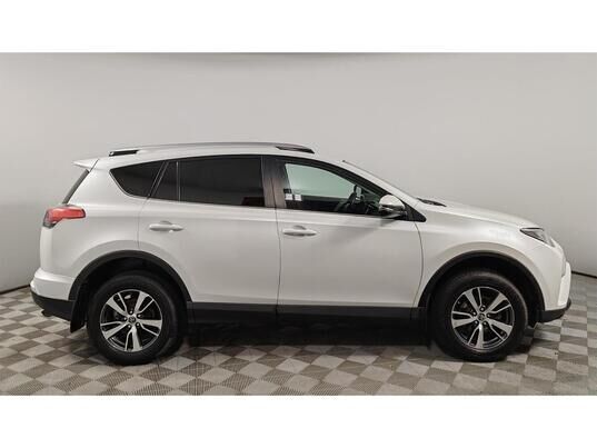 Toyota RAV4, 2018 г., 109 557 км