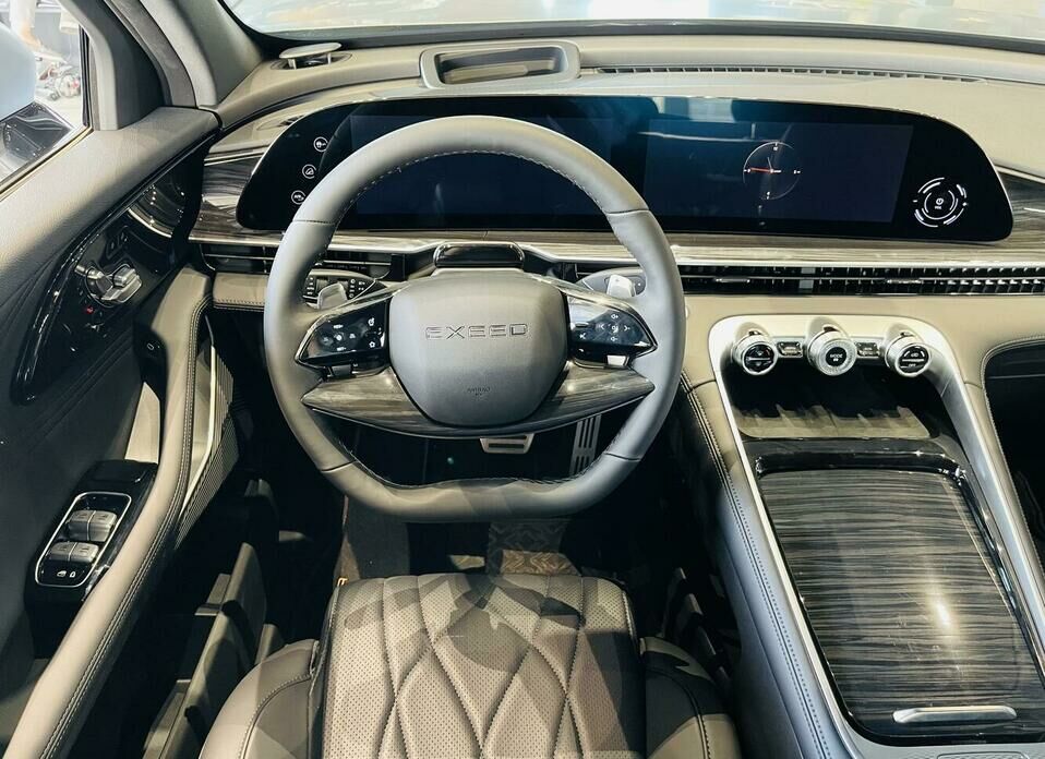 EXEED RX 2.0 AMT (197 л.с.) 4WD