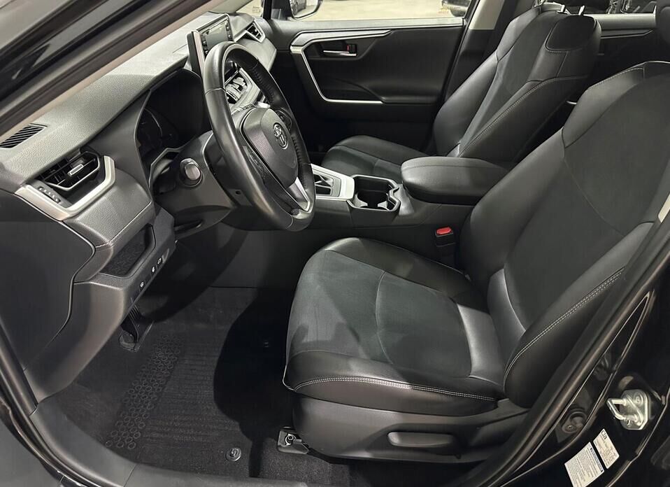 Toyota RAV4, V (XA50) 2.5 AT (199 л.с.) 4WD