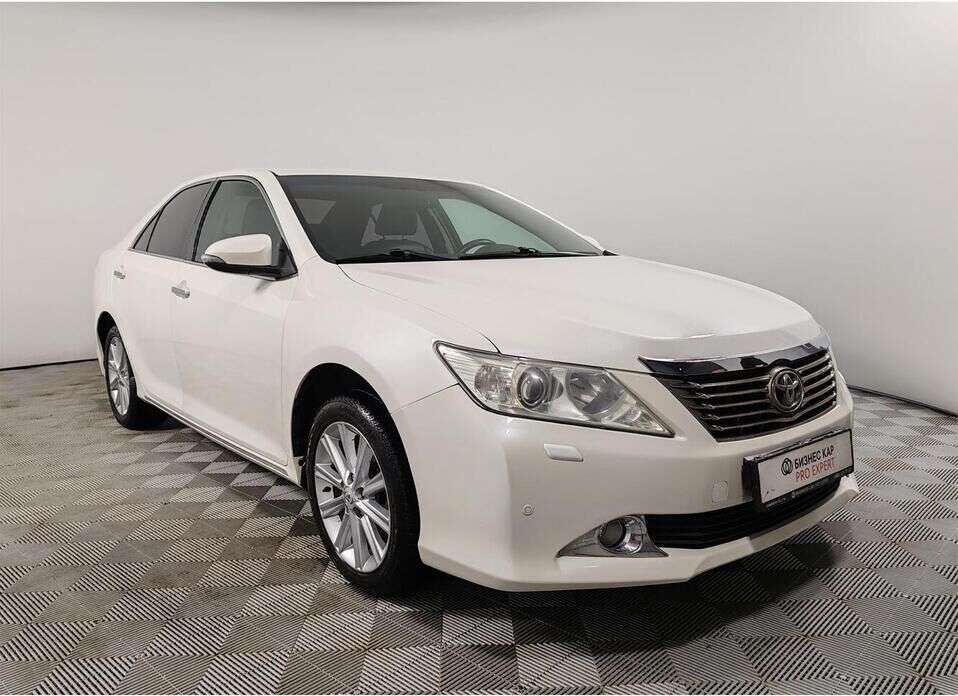 Toyota Camry, VII (XV50) 3.5 AT (249 л.с.)