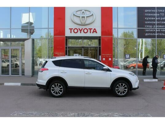 Toyota RAV4, 2016 г., 158 409 км
