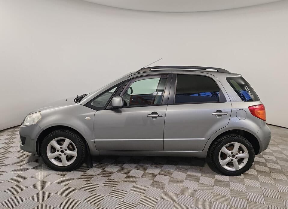 Suzuki SX4 1.6 AT (107 л.с.)