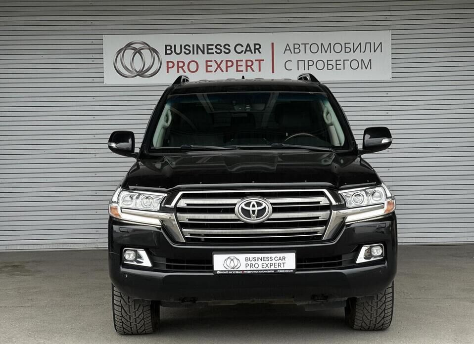 Toyota Land Cruiser, 200 Series Рестайлинг 2 4.6 AT (309 л.с.) 4WD