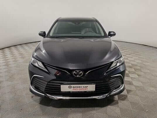 Toyota Camry, 2023 г., 30 751 км