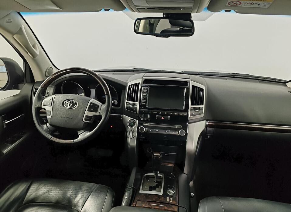 Toyota Land Cruiser, 200 Series Рестайлинг 1 4.5d AT (235 л.с.) 4WD