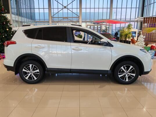 Toyota RAV4, 2016 г., 73 299 км