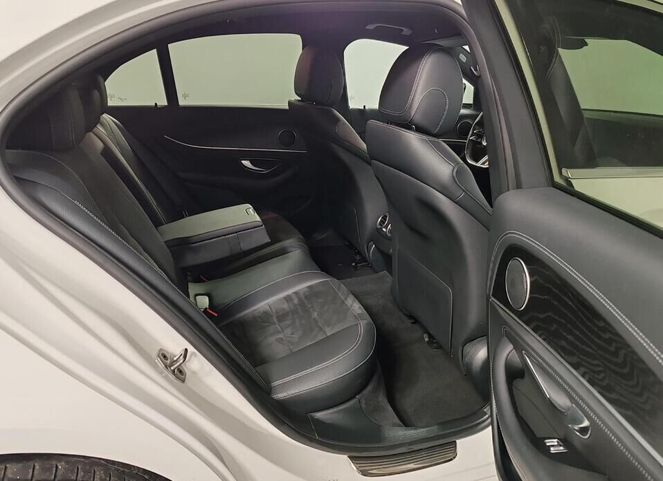 Mercedes-Benz E-Класс, V (W213, S213, C238) Рестайлинг 200 2.0 AT (197 л.с.) 4WD
