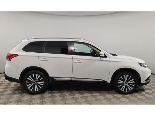 Mitsubishi Outlander, 2019 г., 111 228 км