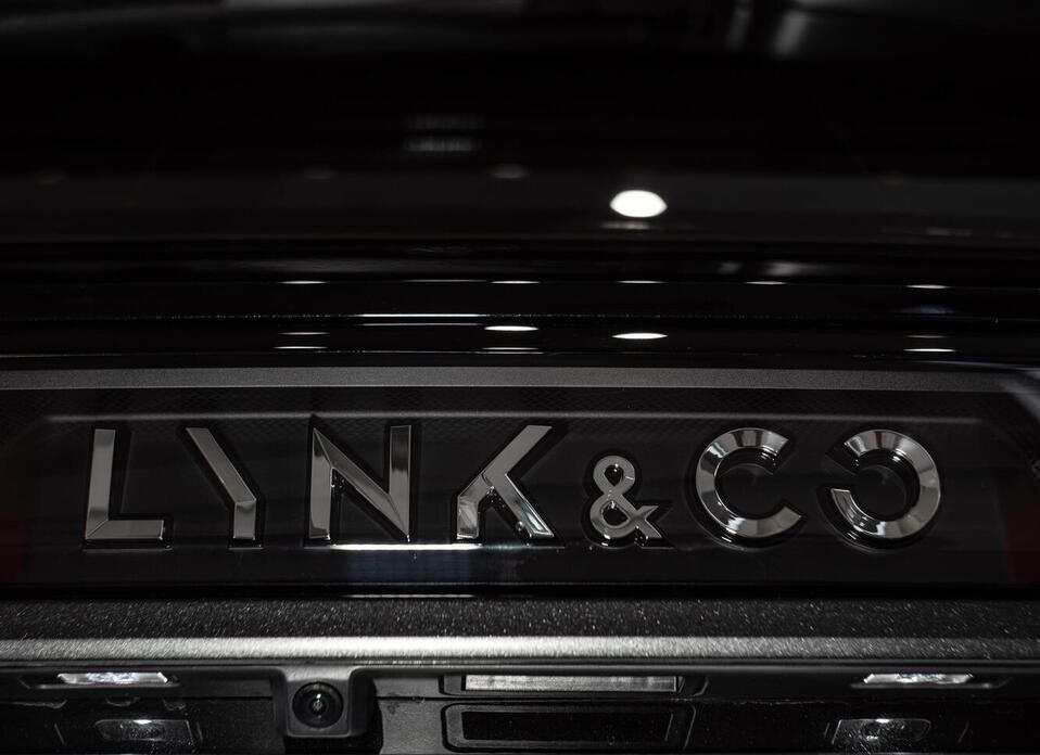 Lynk & Co 09 MHEV 2.0 AT (254 л.с.) 4WD