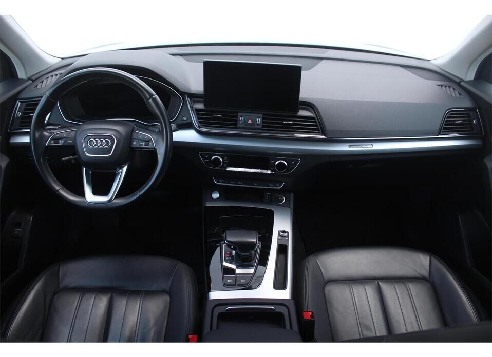 Audi Q5, II (FY) Рестайлинг 45 TFSI 2.0 AMT (249 л.с.) 4WD