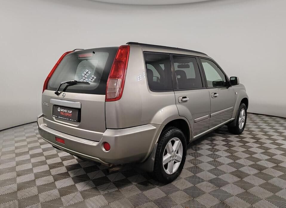 Nissan X-Trail, I Рестайлинг 2.0 AT (140 л.с.) 4WD