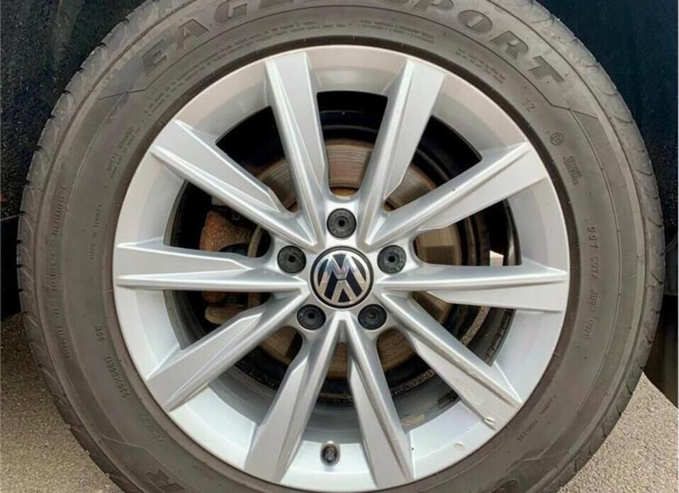 Volkswagen Tiguan 2.0 AT (170 л.с.) 4WD