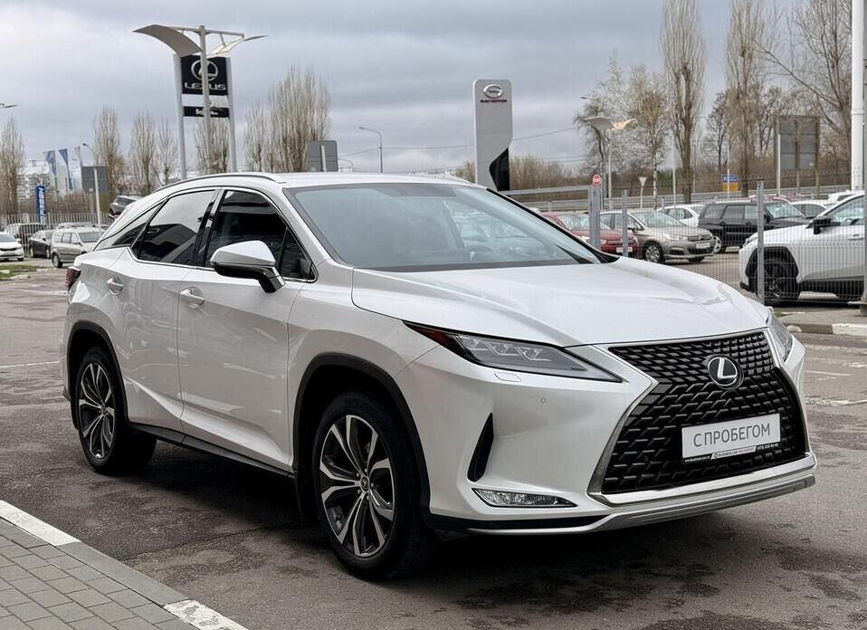 Lexus RX, IV Рестайлинг 300 2.0 AT (238 л.с.) 4WD