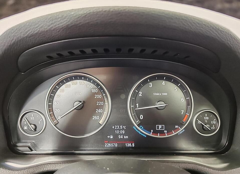 BMW X3, II (F25) 28i xDrive 2.0 AT (245 л.с.) 4WD