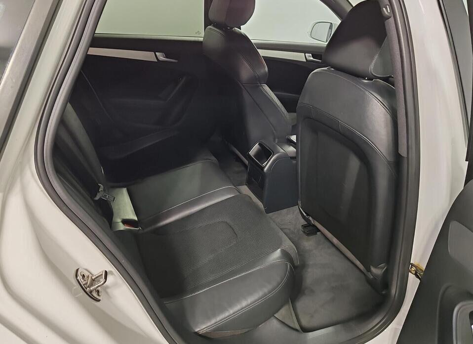 Audi A4, IV (B8) Рестайлинг 2.0 AMT (211 л.с.) 4WD