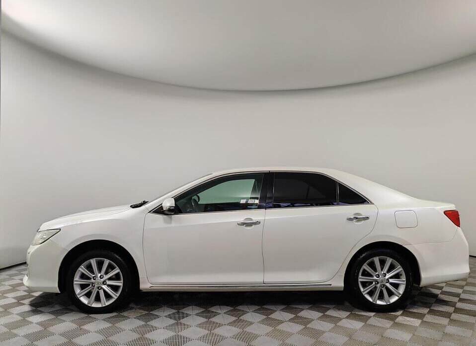 Toyota Camry, VII (XV50) 3.5 AT (249 л.с.)