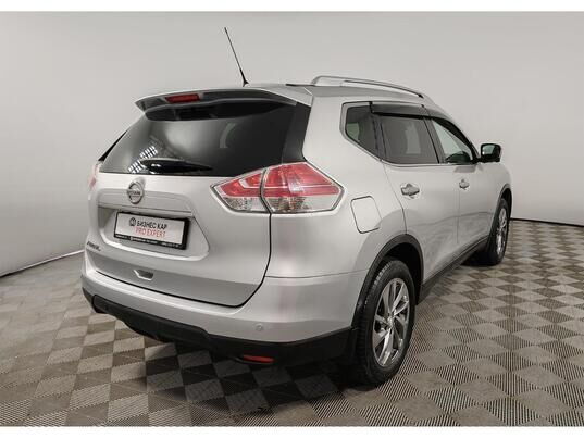 Nissan X-Trail, 2015 г., 83 791 км