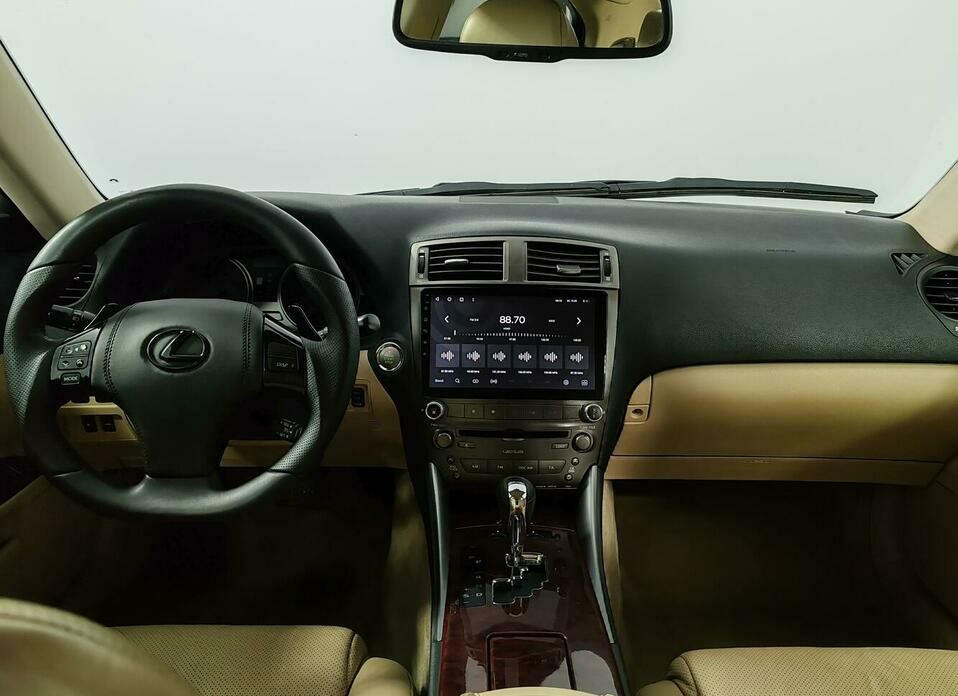 Lexus IS 250 2.5 AT (208 л.с.)