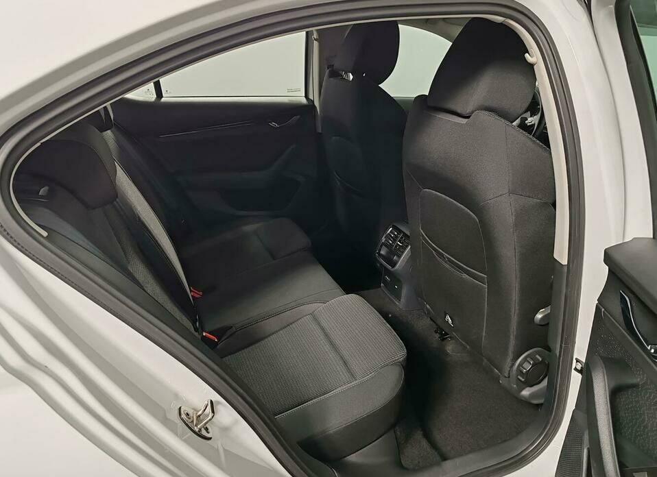 Skoda Octavia 1.4 AT (150 л.с.)