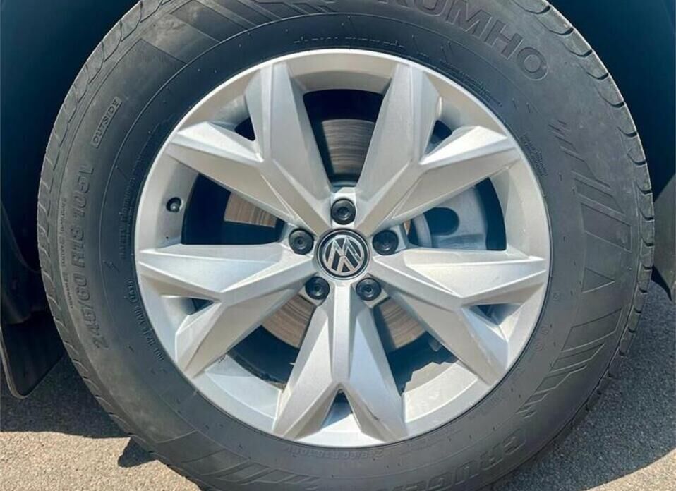 Volkswagen Teramont 2.0 AT (220 л.с.) 4WD