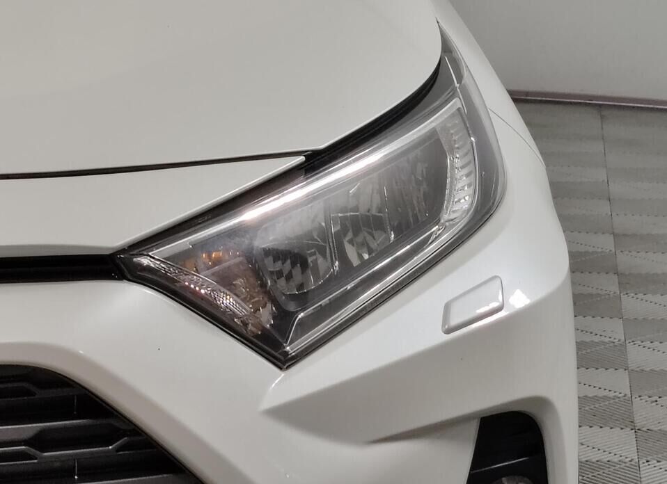 Toyota RAV4, V (XA50) 2.0 CVT (149 л.с.) 4WD