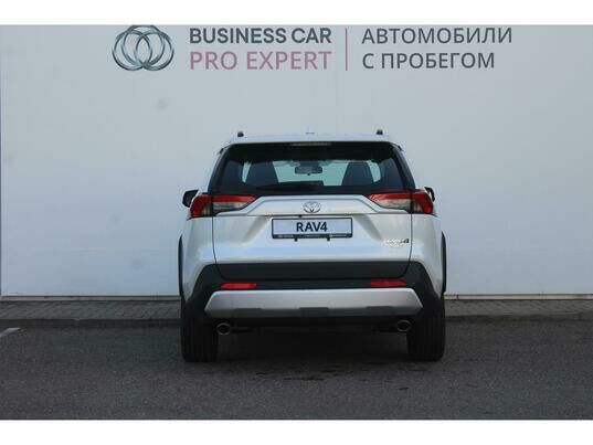 Toyota RAV4, 2024 г., 138 км