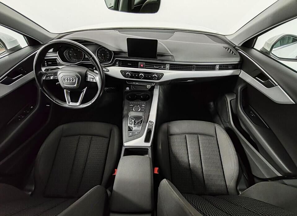 Audi A4, V (B9) 1.4 AMT (150 л.с.)