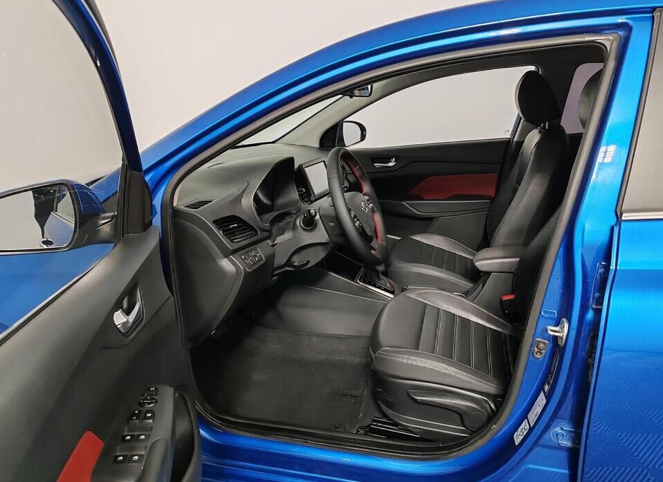 Hyundai Solaris, II 1.6 AT (123 л.с.)