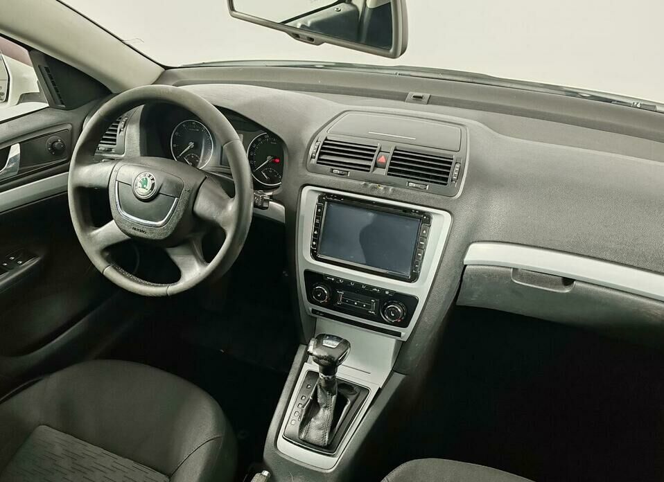 Skoda Octavia 1.8 AT (152 л.с.)