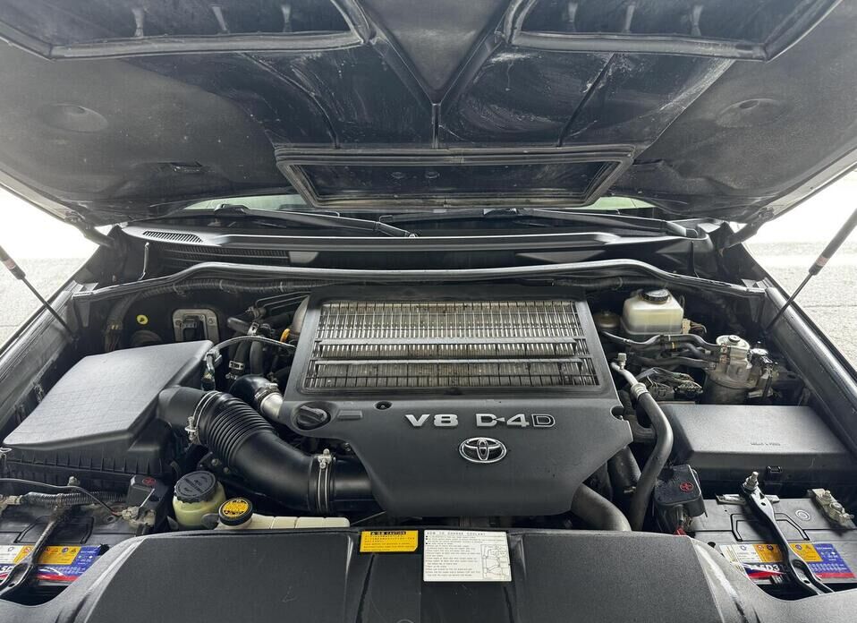 Toyota Land Cruiser, 200 Series 4.5d AT (235 л.с.) 4WD