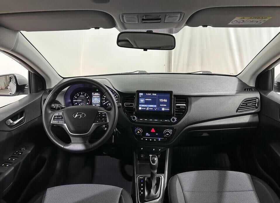 Hyundai Solaris, II Рестайлинг 1.6 AT (123 л.с.)