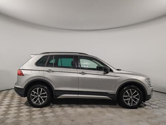 Volkswagen Tiguan, 2020&nbsp;г., 90&nbsp;716&nbsp;км