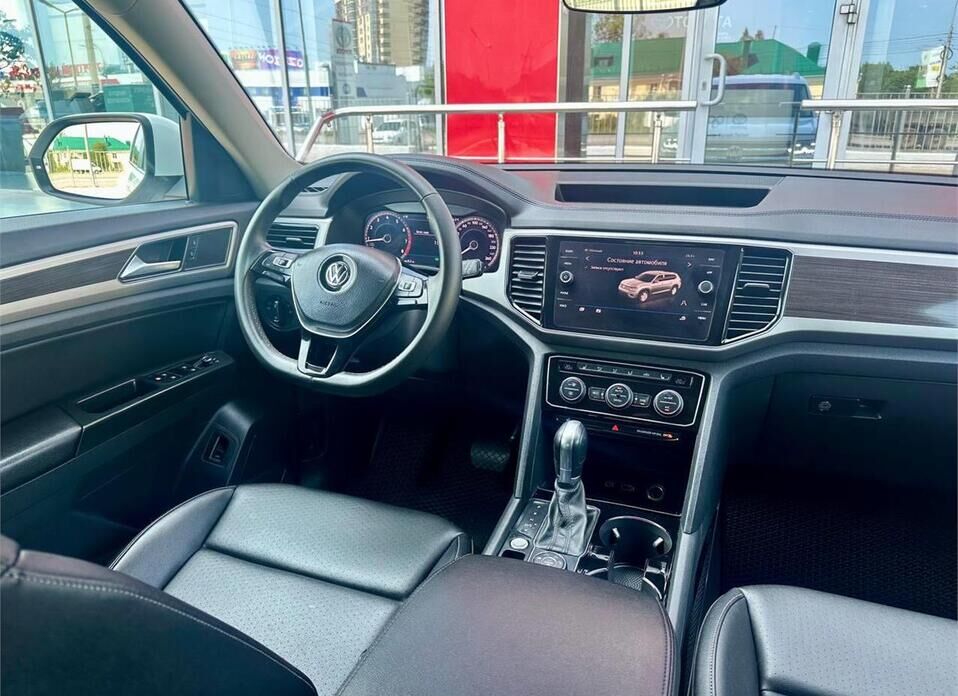 Volkswagen Teramont 2.0 AT (220 л.с.) 4WD