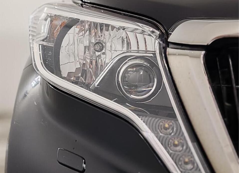 Toyota Land Cruiser Prado, 150 Series Рестайлинг 1 4.0 AT (282 л.с.) 4WD