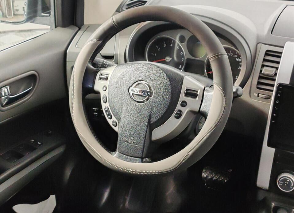 Nissan X-Trail, II 2.0 CVT (141 л.с.) 4WD