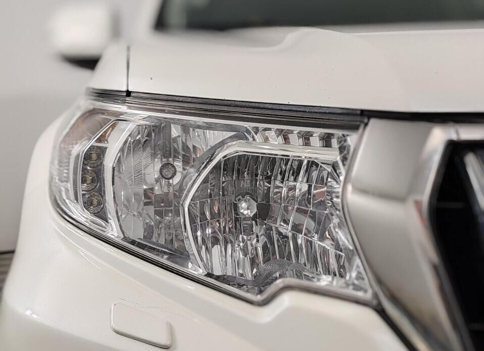 Toyota Land Cruiser Prado, 150 Series Рестайлинг 2 2.7 AT (163 л.с.) 4WD