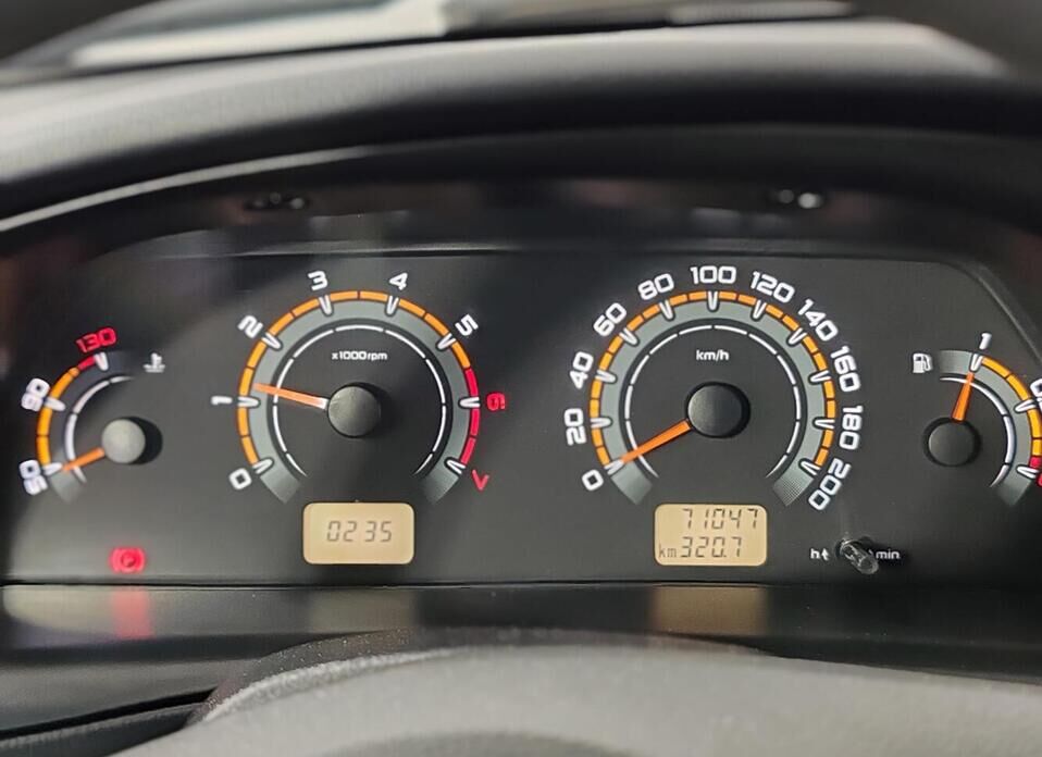 LADA (ВАЗ) Niva Travel, I 1.7 MT (80 л.с.) 4WD